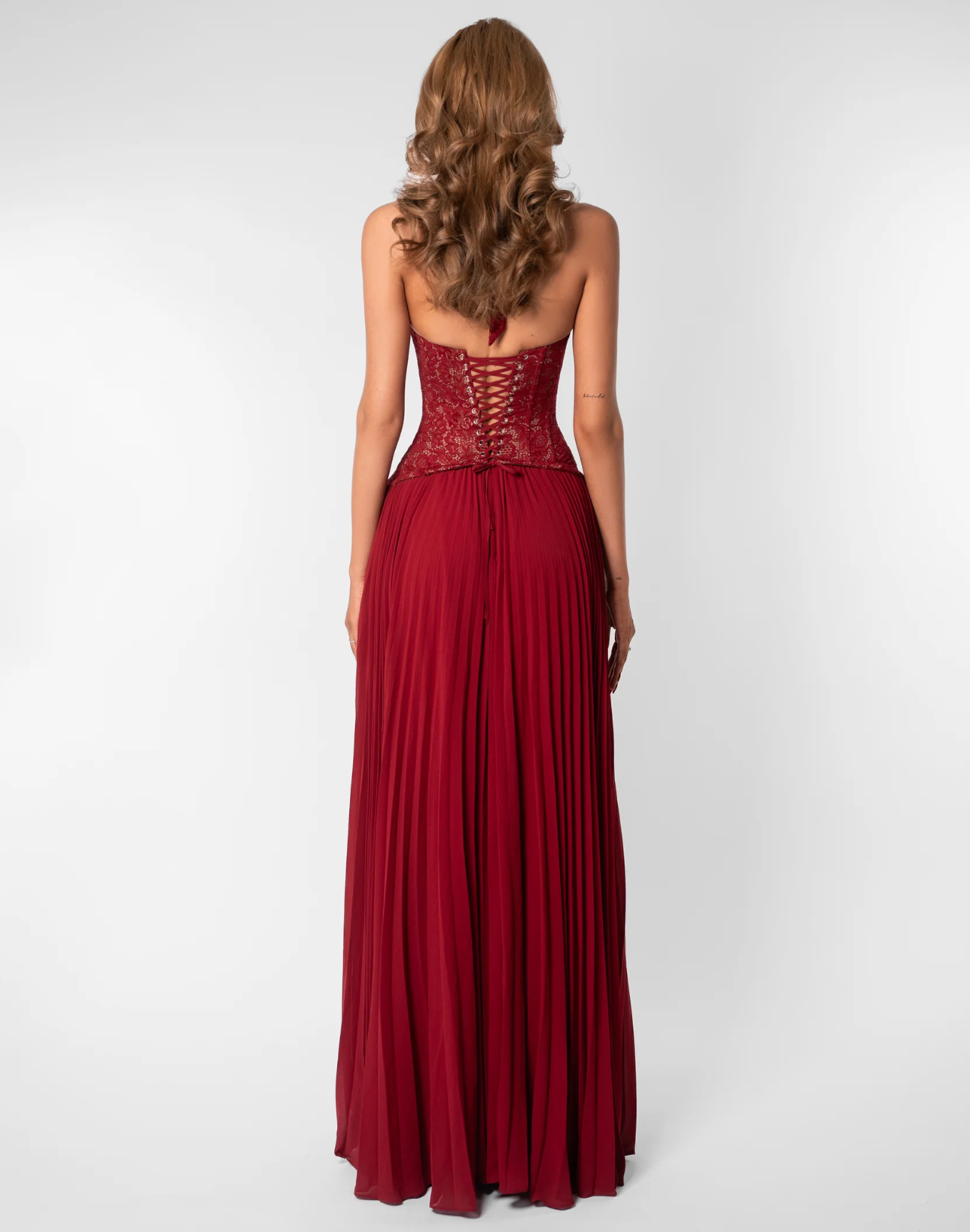 Fenity - Gaia Gown in Red