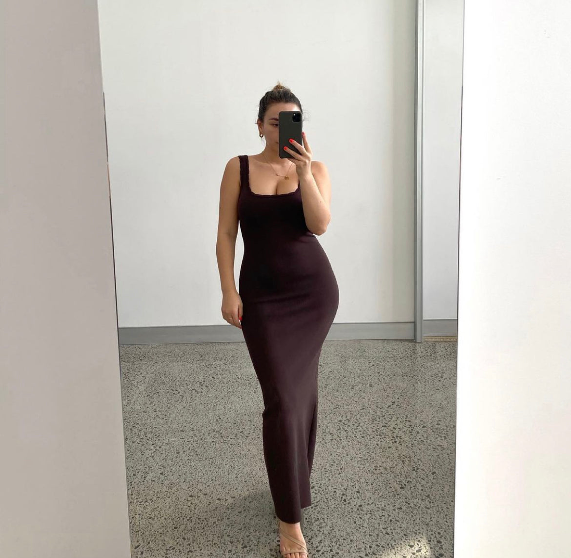 Ruby - Ima Midi Dress in Chocolate