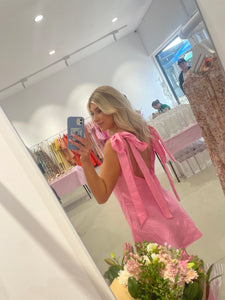 Caitlin Crisp - Mini Wilmer in Barbie Pink