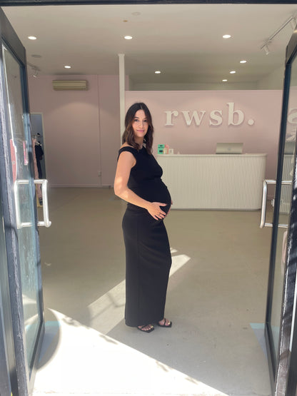 Mika - Maxi Dress in Black