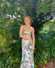 Load image into Gallery viewer, Verge Girl - Flower Market Bias Cut Out Midi Dress in Floral
